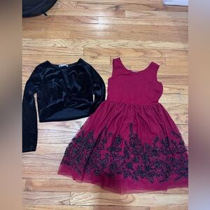 Two Piece Knit Works girls dress Black with burgundy flowers and cover Size 10